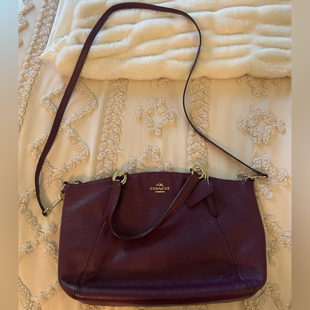 Coach Women's Deep Purple Shoulder Bag/Crossbody